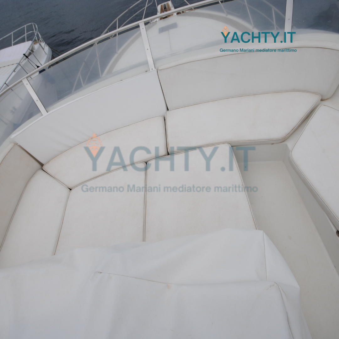 UNIESSE MARINE 42 SC fly
