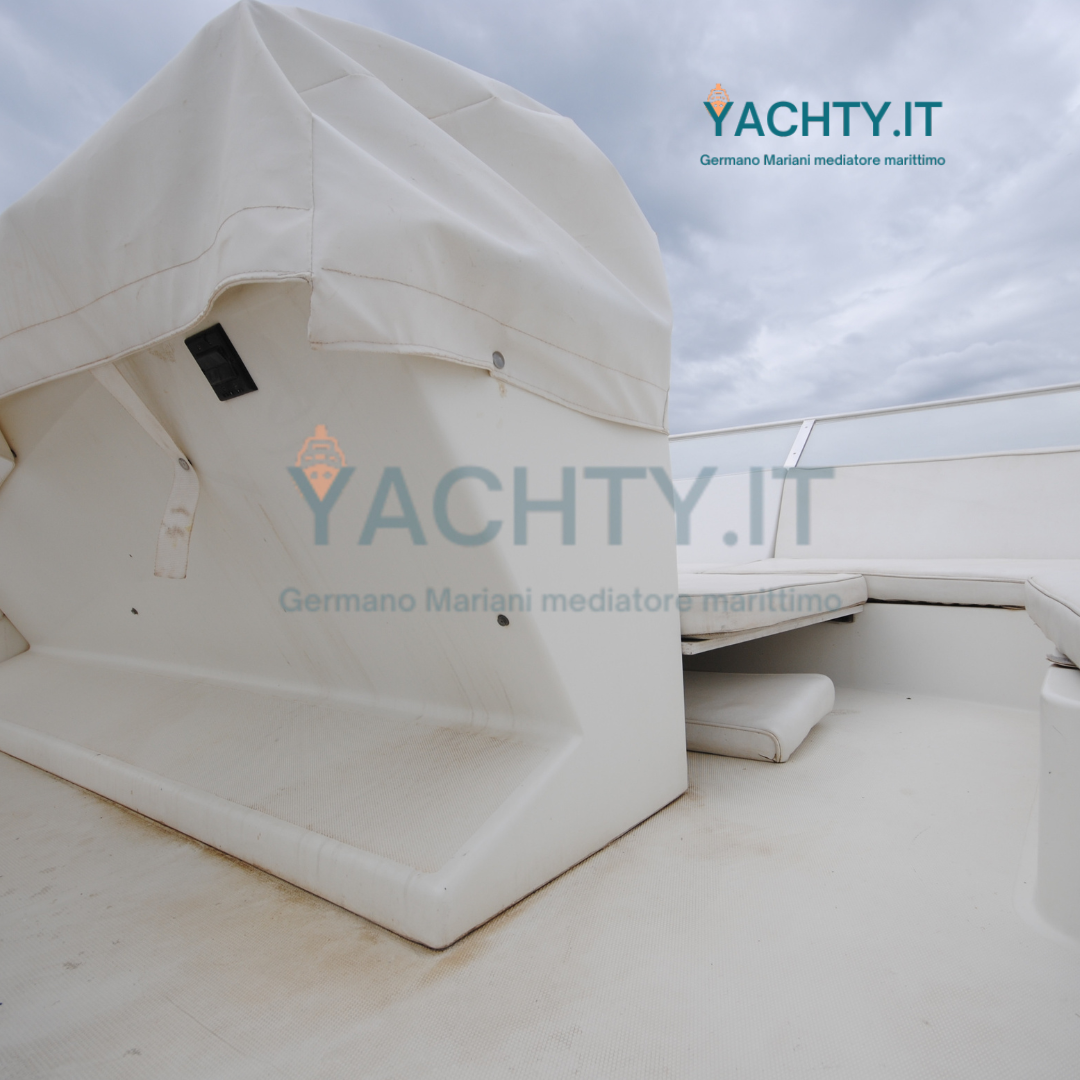 UNIESSE MARINE 42 SC fly