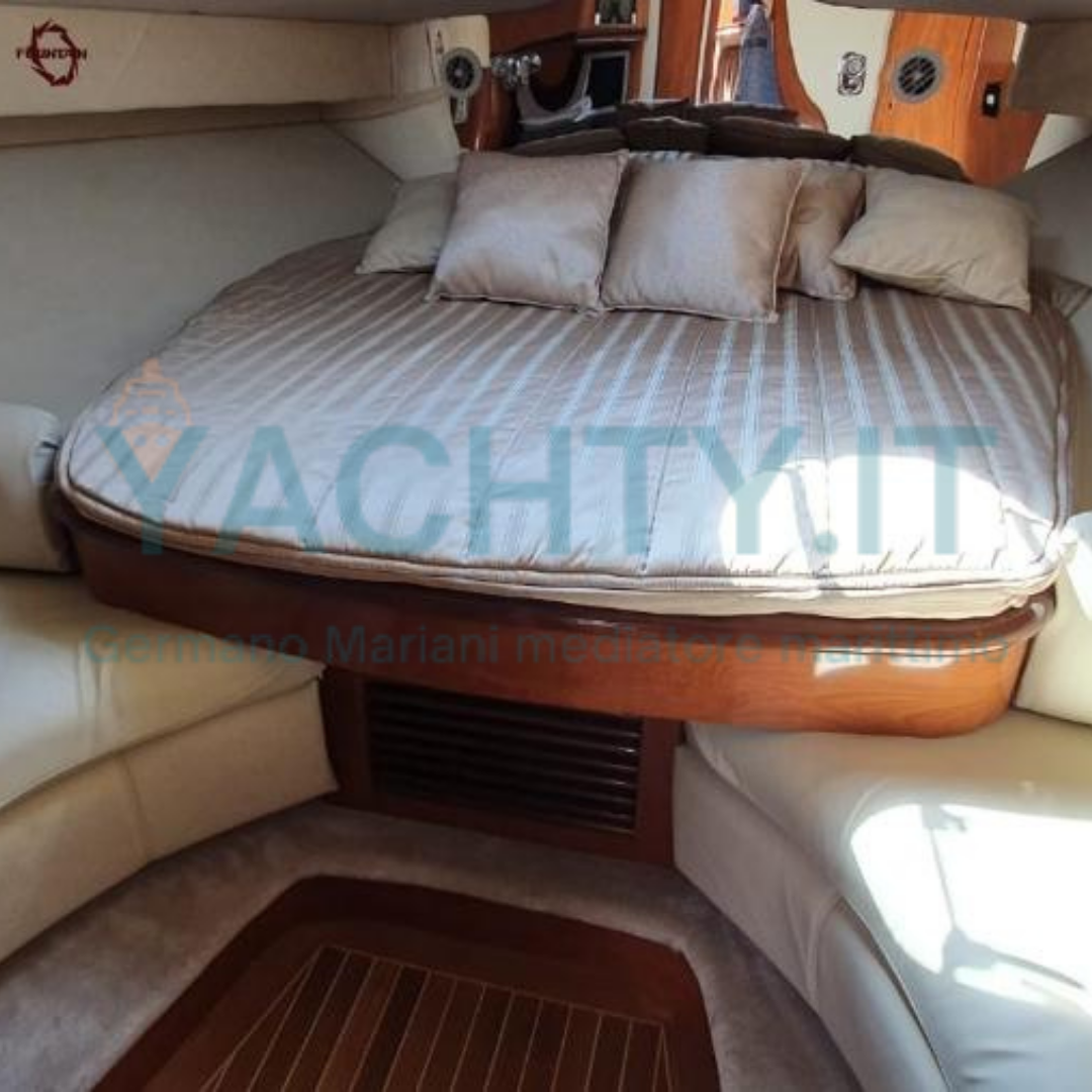 Fountain 48 Express Cruiser