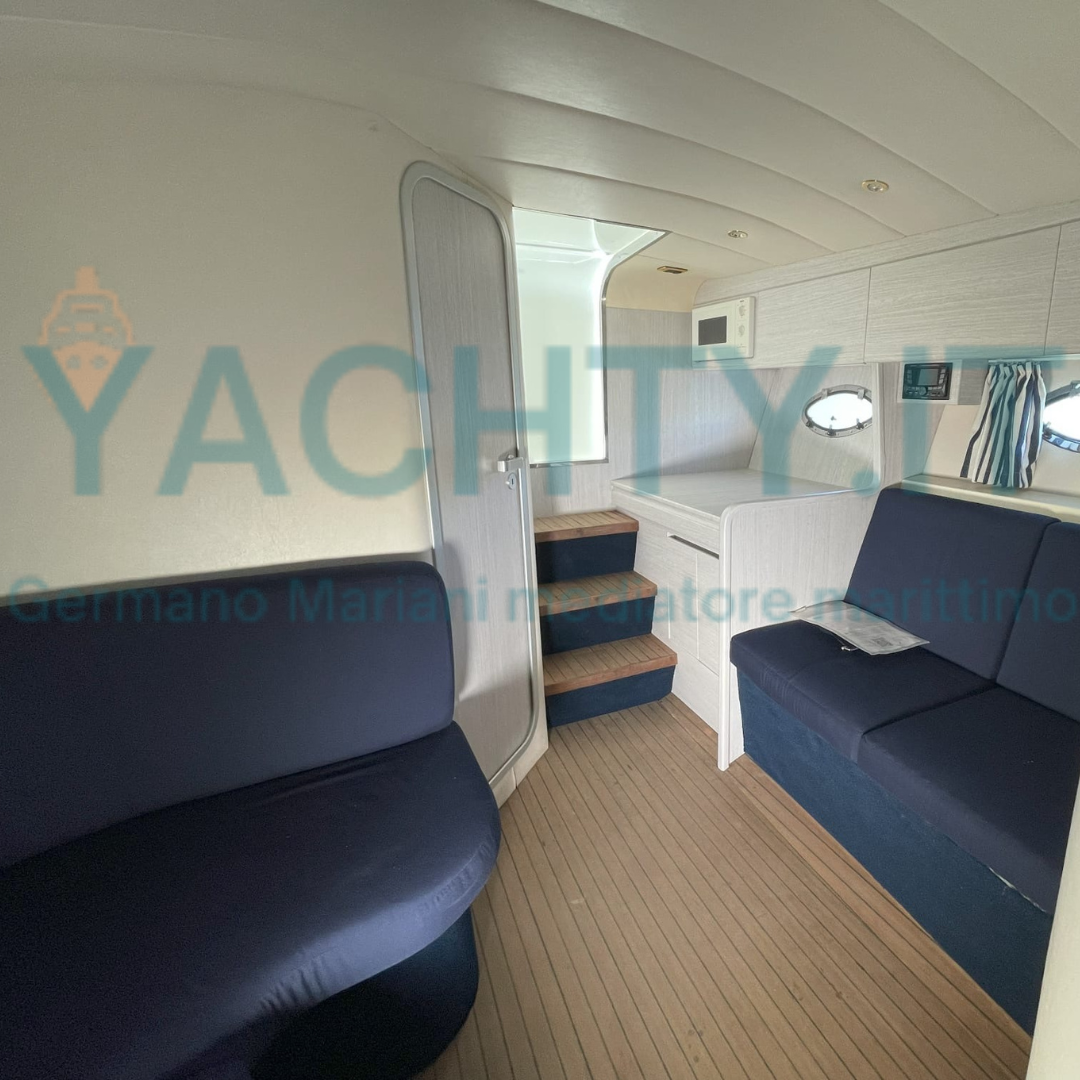 Marine Yachting MIG 38