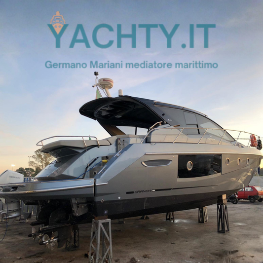 CRANCHI M 44 HT (2020) Grigio Nube